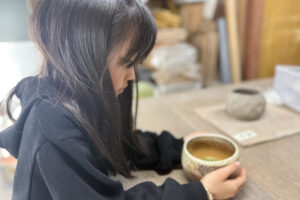 抹茶に挑戦するRIRI